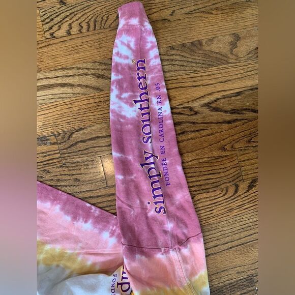 NWT New SIMPLY SOUTHERN Halloween Dog Logo Can’t Fly with Us Tie Dye Tee Kids S - Picture 5 of 5